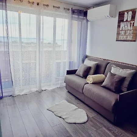 Studio 2 Personnes Vue Mer Climatise Linge Maison Le Lavandou Exterior photo