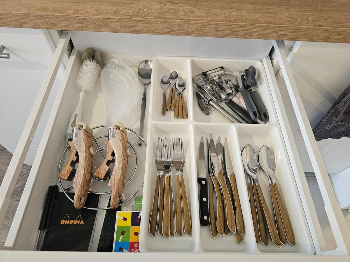 2 Personnes Vue Climatise Linge Maison Apartment Le Lavandou